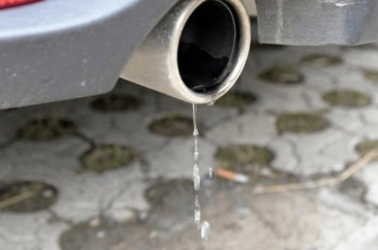 汽车<em>小知识每日分享</em>：排气管漏水是好还是坏？