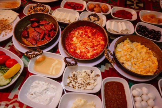 土耳其早餐：美味的盛宴，<em>团聚的</em>象征