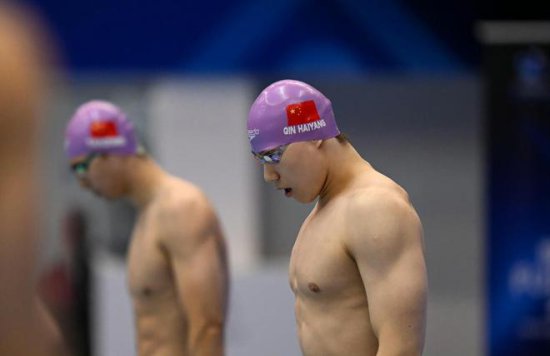 世锦赛第一金！<em>覃</em>海洋夺冠创历史，成中国首位男子蛙泳世界冠军