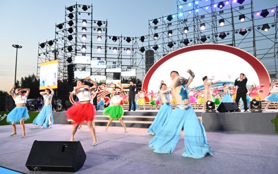 畅享夏季音乐之梦 第一届鸡西·兴凯湖音乐节开幕