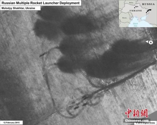 美国公布疑似俄向乌东部运军事设施<em>卫星图片</em>