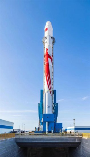 “<em>长垣</em>造”<em>起重机</em>助力全球首枚液氧甲烷运载火箭成功发射