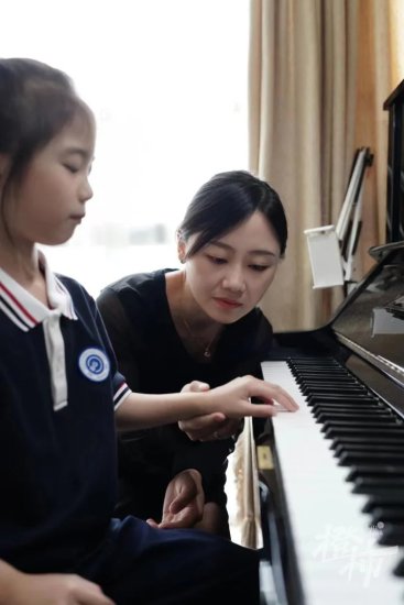 从教16年，杭州青年<em>钢琴</em>家叶琳创新<em>钢琴教学</em>引关注