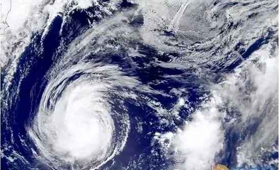 台风对环境的影响—台风对环境的影响英语<em>作文</em>