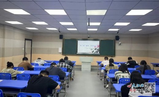 广信区职校（综合<em>高中</em>）高一年级开展文言文基础知识竞赛活动