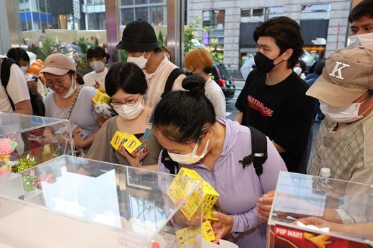 海外市场再下一城，泡泡玛特日本首店正式开业