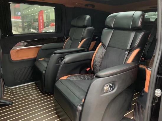 全新奔驰V260商务车报价 改装7座座椅<em>地板价格</em>