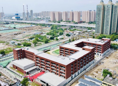 精心部署铸就优质工程 中铁上海工程局七公司承建雁塔区第八小学...