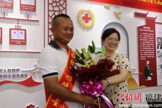 <em>福建晋江一</em>志愿者捐造血干细胞救千里之外白血病儿童
