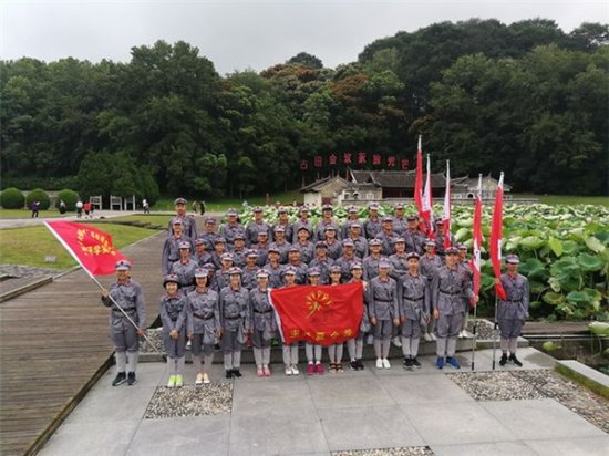 福州组织学生开展“红色追忆之旅”暑期研学实践活动