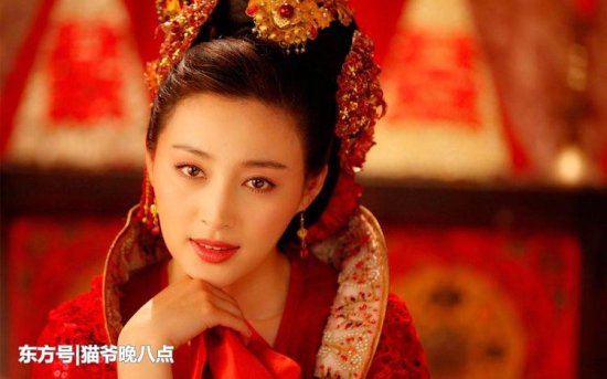 中国历史上唯一的三姓皇后，<em>名字</em>很<em>霸气</em>，最后因为争宠被废