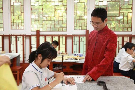 重庆融汇沙坪坝小学师生在沙坪坝区书法比赛中喜获佳绩
