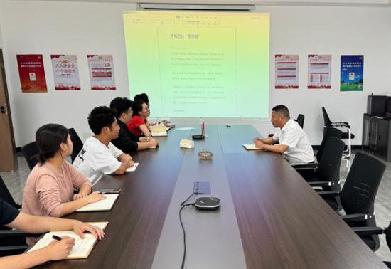 中冶华南各单位组织召开“五四”青年节座谈会