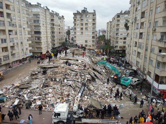 直击<em>土耳其</em>震后12小时：两次强震，数千伤亡