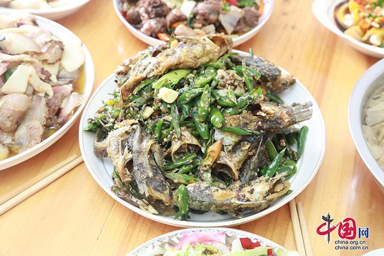 泸州合江：干煸黄辣丁，鲜香麻辣的独特“春菜”