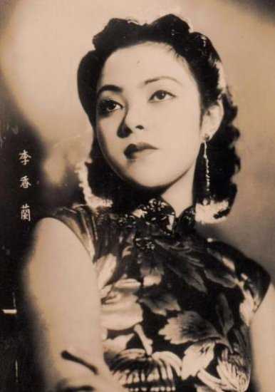 她是日本人，后成中国女星，曾以汉奸罪被逮捕，一首<em>歌</em>红遍全国