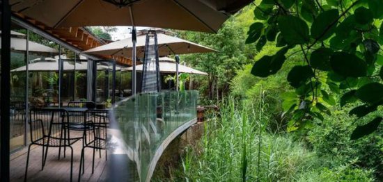 玛御谷高颜值森林餐厅，隐于林，隐于溪