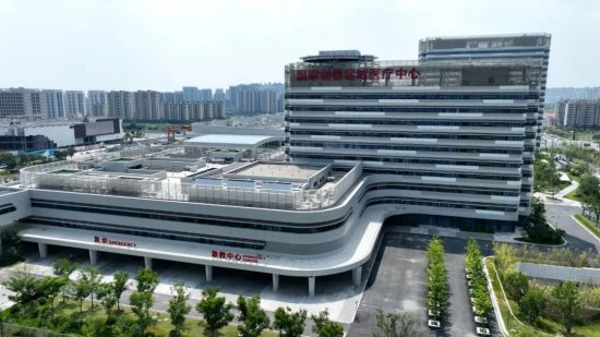 上海<em>名医来了</em>！上海市第六人民医院安徽医院揭牌开诊
