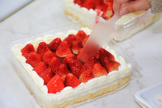折扣化试点促销量 盒马网红草莓盒子蛋糕来自南京<em>溧水</em>