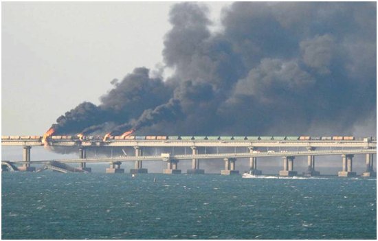 俄媒：美国防部看到克里米亚大桥<em>爆炸消息</em>，但未予以置评