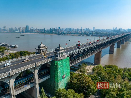 武汉长江大桥桥头堡开始保护修缮