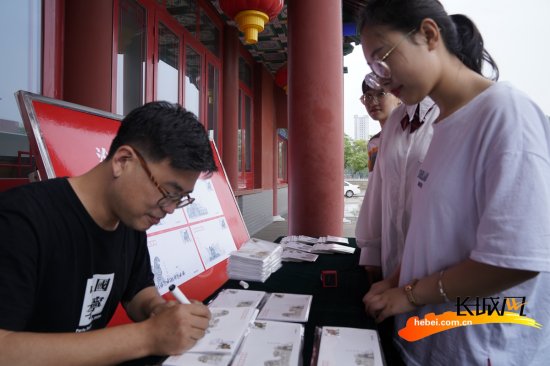 沧州市第八届集邮展览今日开展
