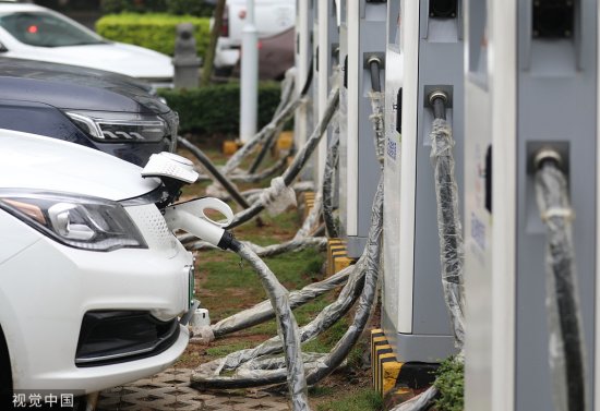 海南：上半年<em>新能源汽车销售</em>旺盛 同比增长90.8%