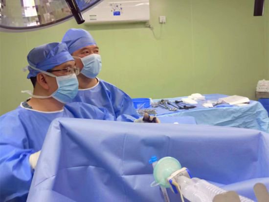 黑龙江省医院成功为一名95岁高龄患者完成直肠癌手术