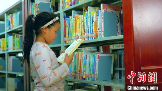 锦绣中国年 | 新疆和田民众图书馆里体验书香“年味”