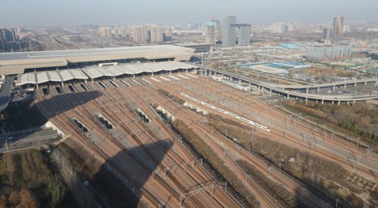 2022年铁路春运今日启动，郑州铁路实施“一日一图”，开行临客...