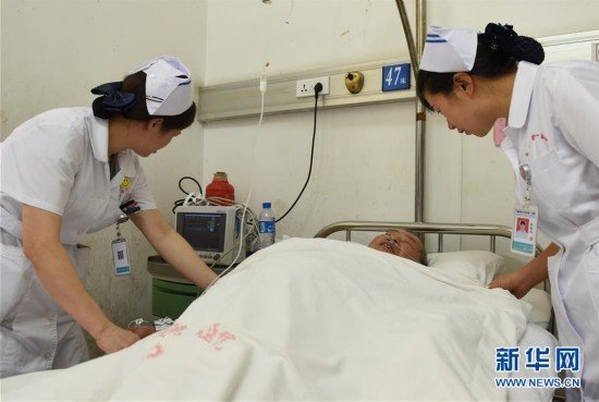 台湾<em>旅游团</em>大巴福建遇险的5名伤员接受治疗